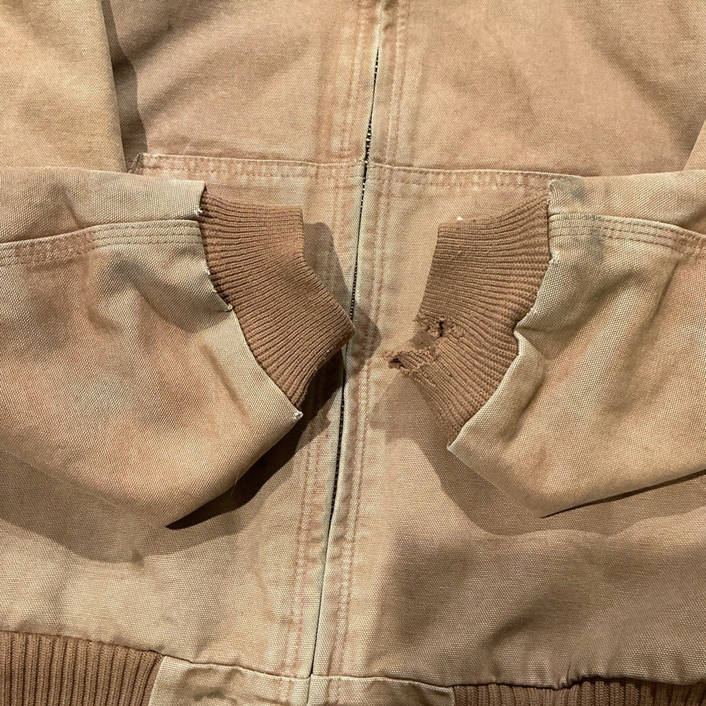 Vintage distressed tan hooded Carhartt jacket - Picture 5 of 12